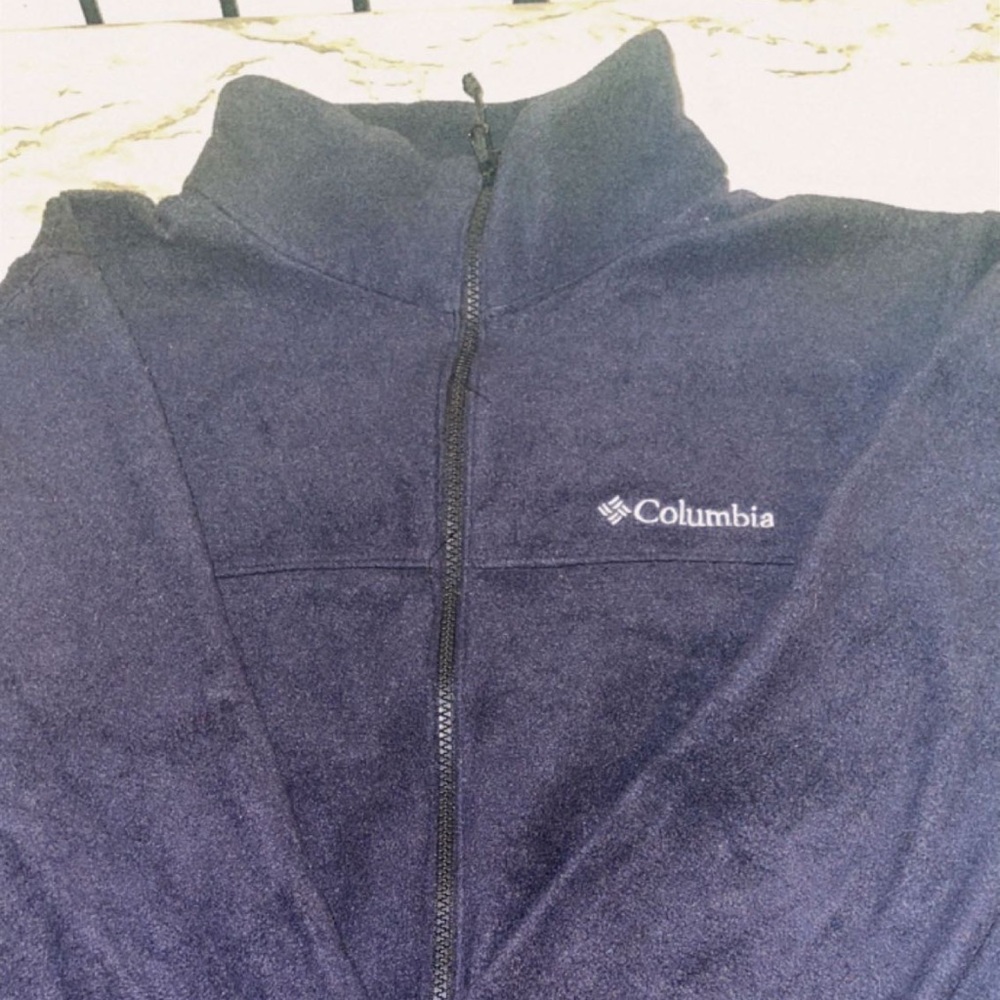 Men’s dark grey Columbia jacket